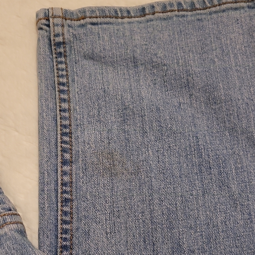 Arizona Jean Company Men's Light Blue Jeans - Picture 3 of 5